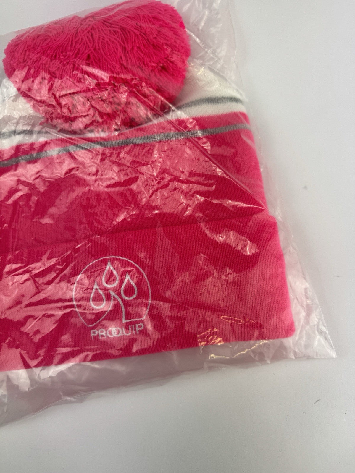 Proquip Golf Beanie Fleece Line Bobble /One Size /Pink /White /New /286473