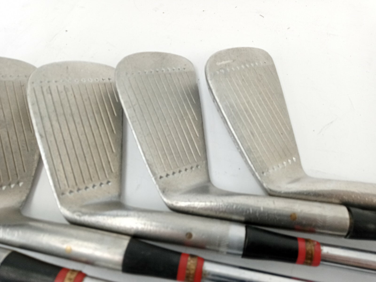 Slzaenger Plus International Iron Set 5-9 Regular Steel /New Grips4