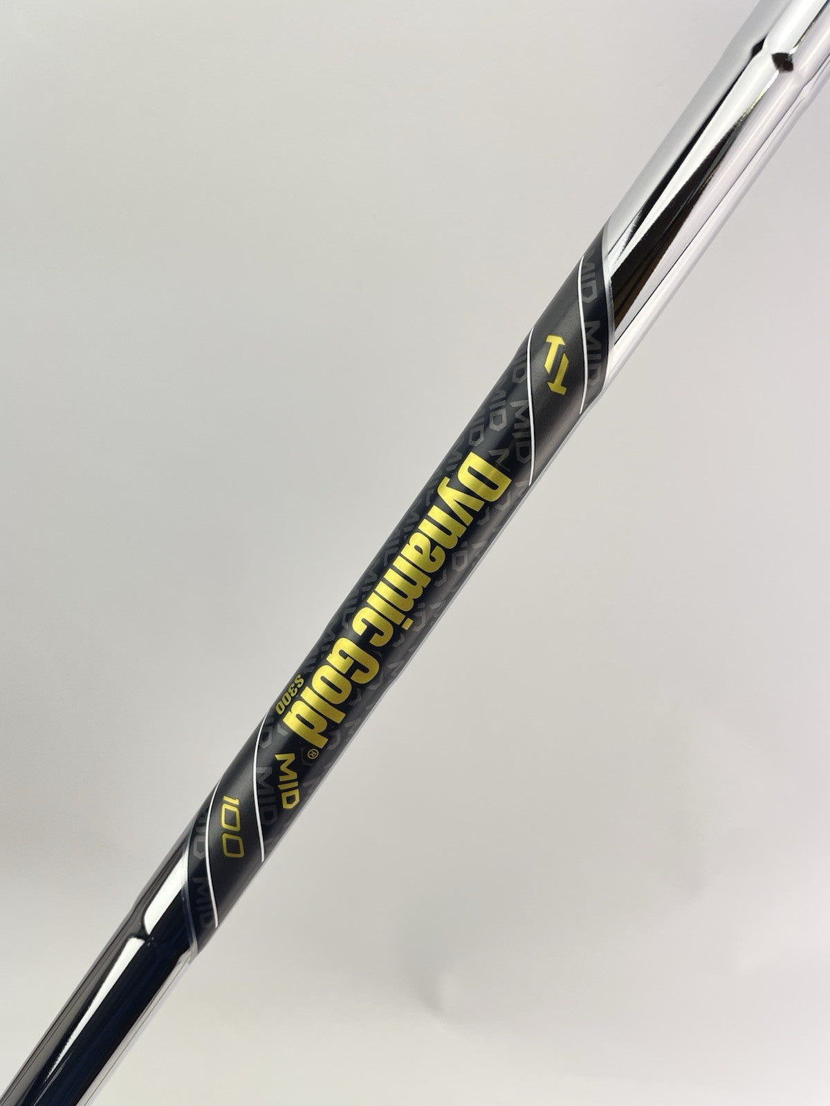 Dynamic Gold Mid 100 Iron Shaft 35” /0.370 Parallel /303547