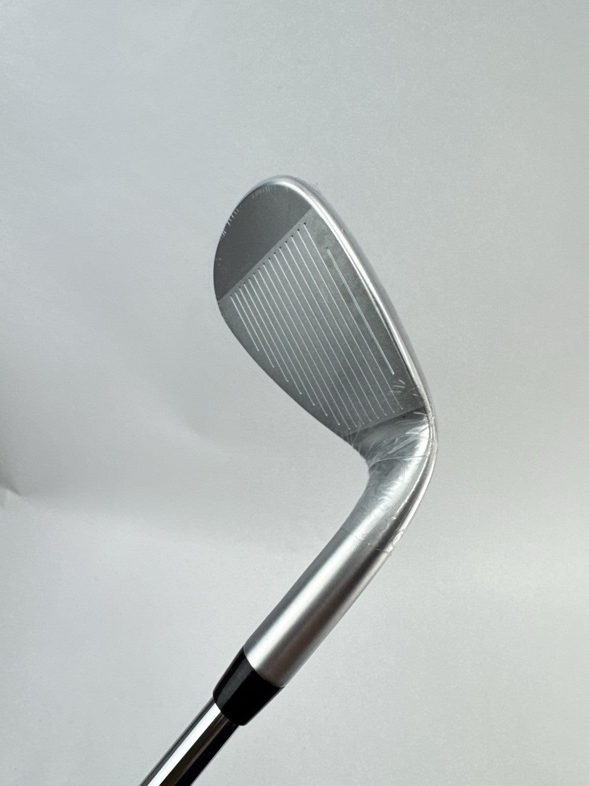 Cobra LTDX Sand Wedge Left Handed KBS Tour 90 Regular Steel /Brand New /248929