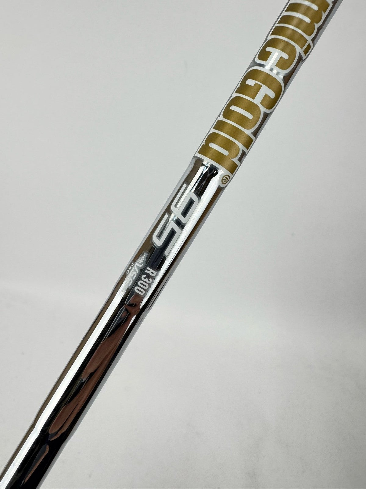Callaway Elyte X 8 Iron Dynamic Gold 95 R300 Regular Flex Steel RightHand/3658310