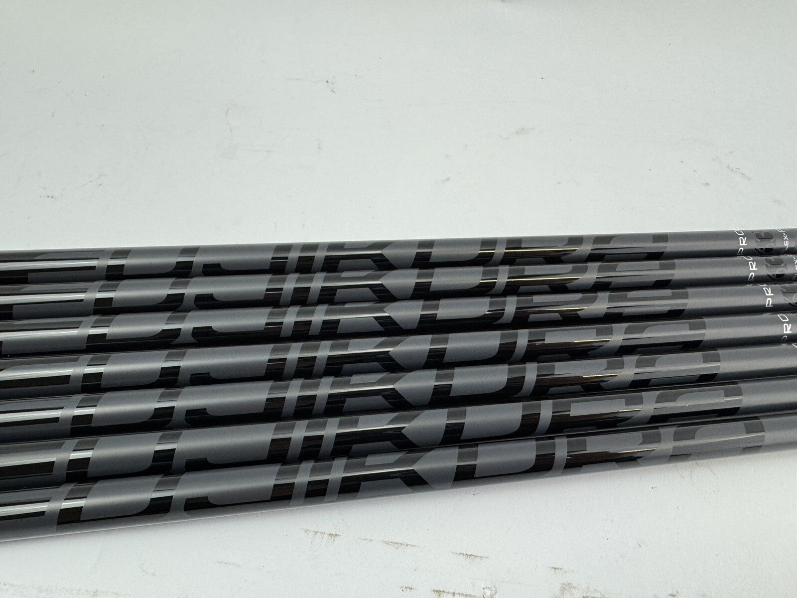 Fujikura Pro Iron Shaft Set 4-PW 63i Regular Graphite/0.355 /Golf Pride Std0