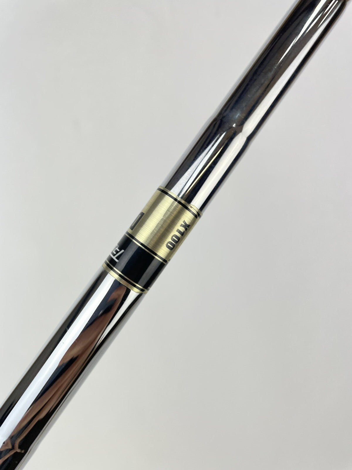 Dynamic Gold X100 Iron Shaft X Flex Steel 35.25” /0.370 Parallel /120063