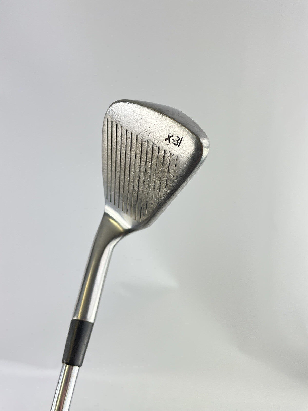 Wilson Golf Sand Wedge X31 Regular Flex Steel /Right Handed /New Grip /73429