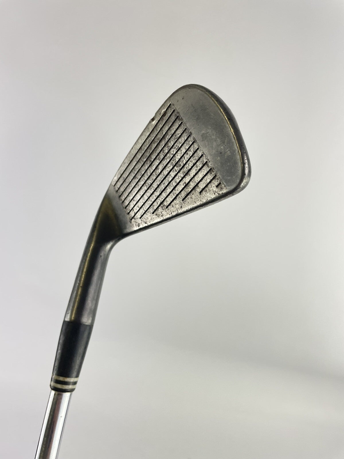 Cleveland Tour Action 4 Iron Form Forged Gun Metal R300 Regular /New Grip/946513