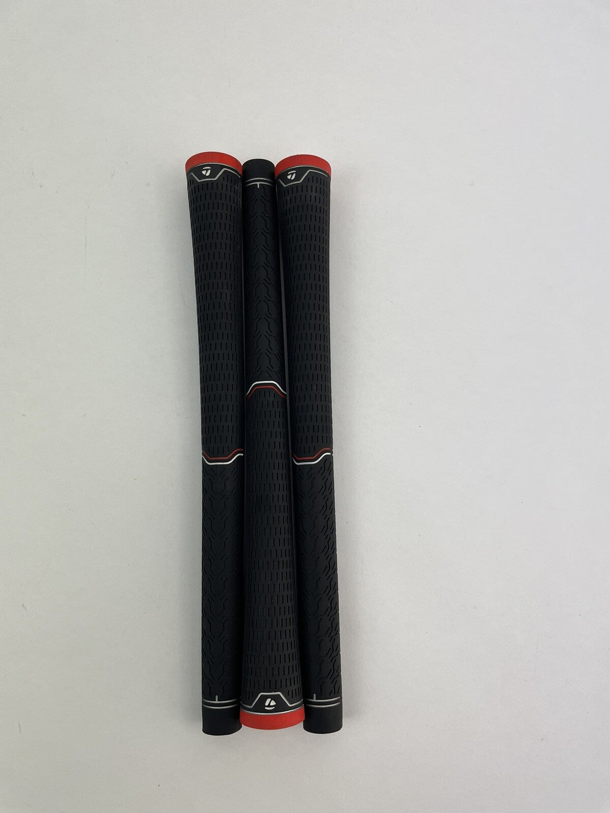 Lamkin Taylormade Golf Grips (3) Standard /Black /Red /Pulled /211691