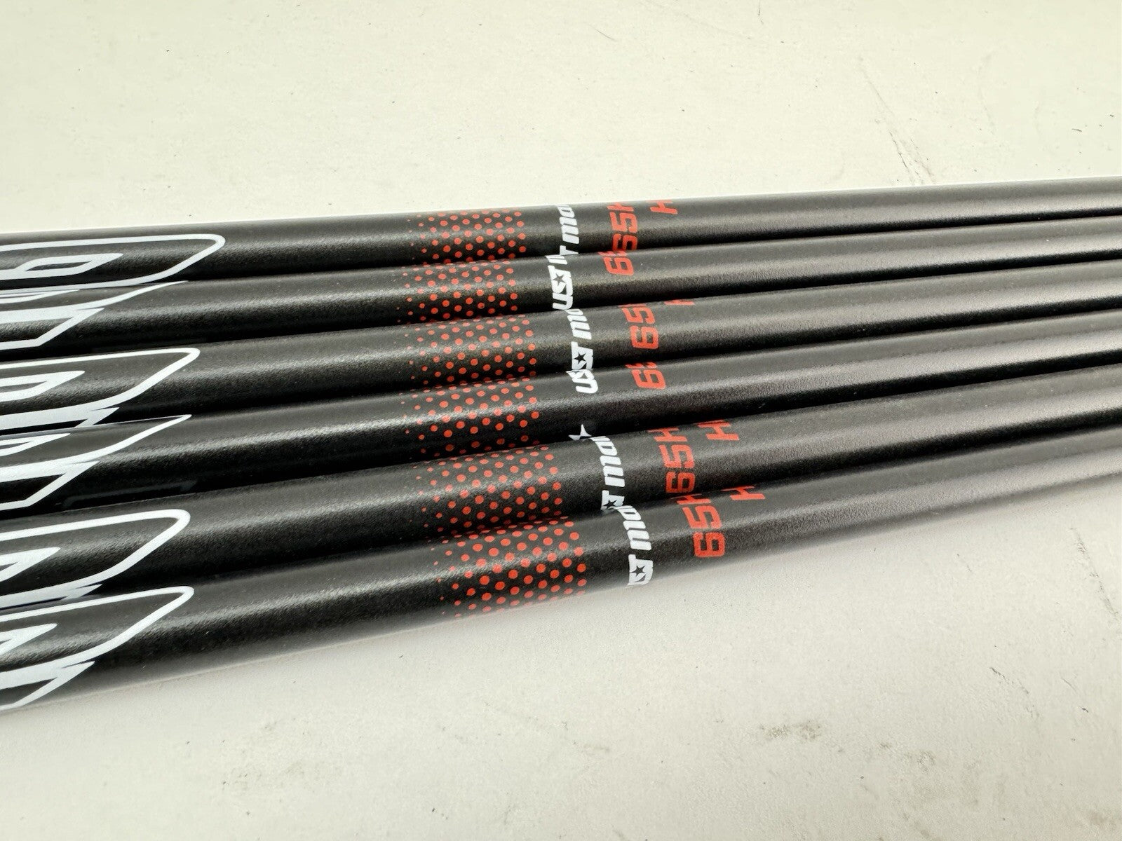 UST Proforce Iron Shaft Set (6) HL F4 Stiff Graphite 42” /0.370 Parallel /212053