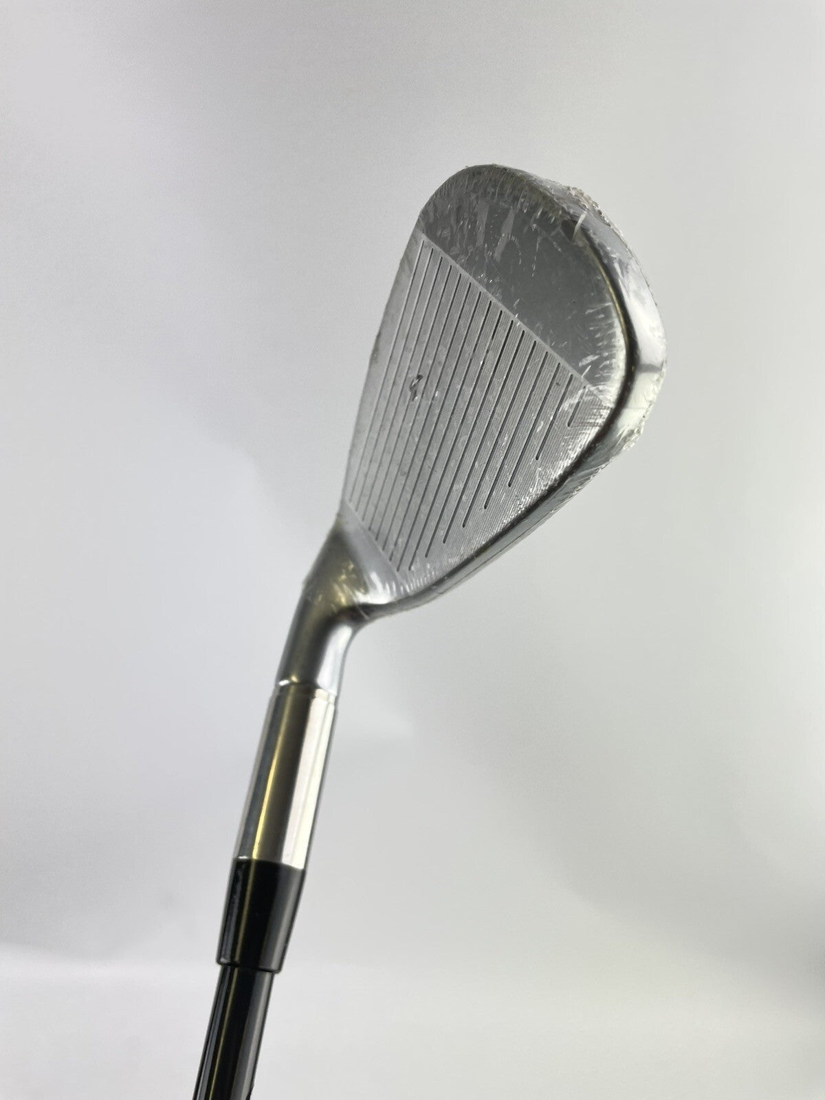 Cleveland Launcher UHX 7 Iron 30* Miyazaki Stiff Graphite /+0.5” /Right /714212