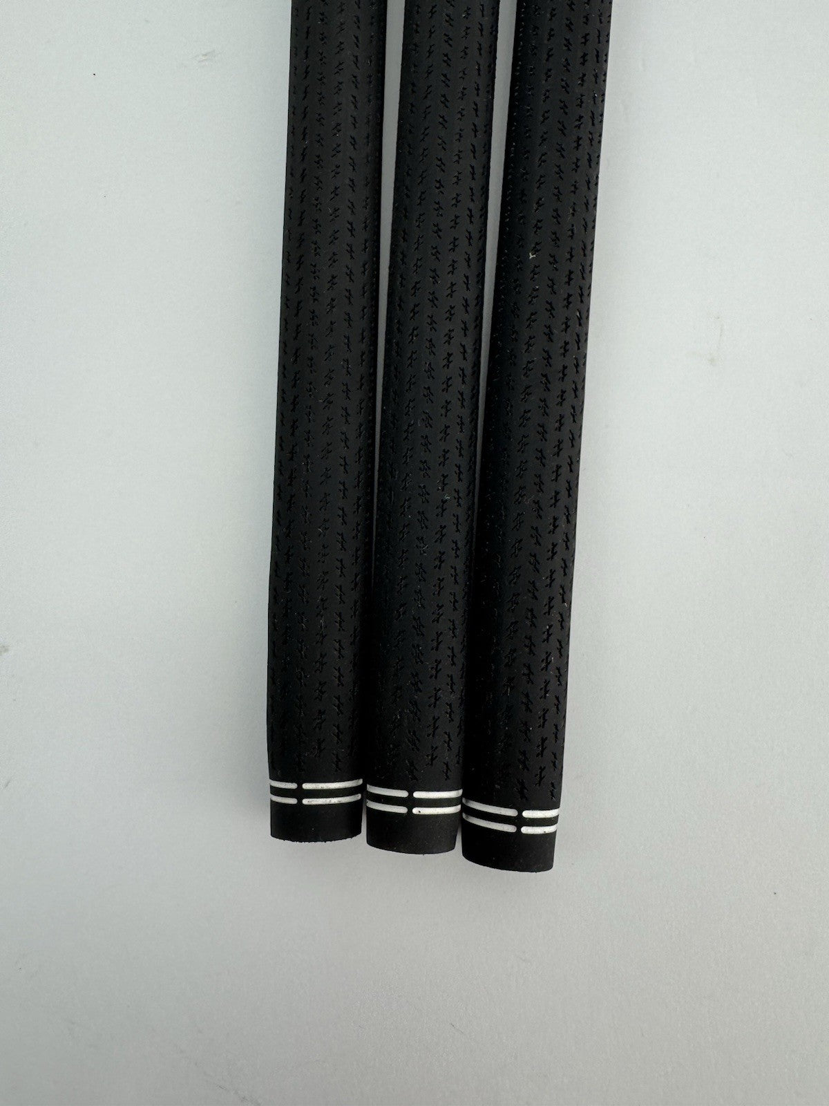 Lamkin Crossline Ladies Golf Grips (3) 360 Undersize /Black /Pulled /339551