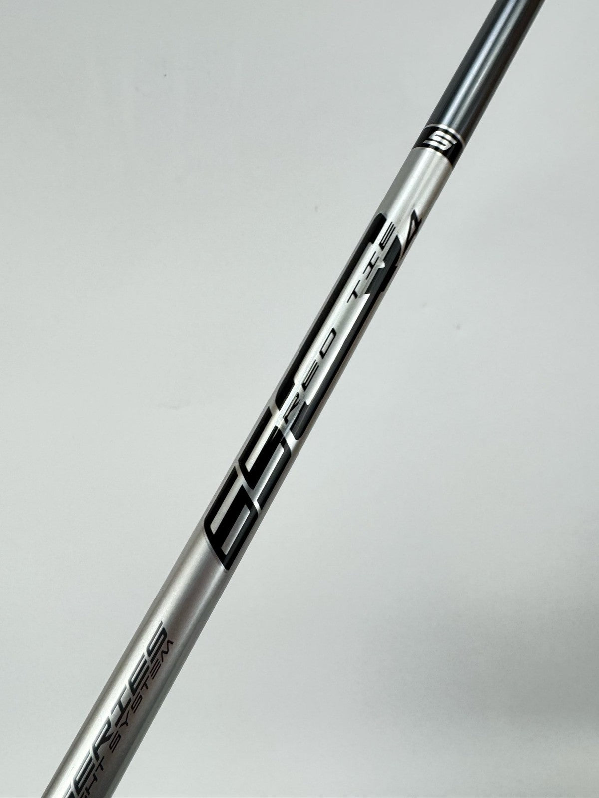 Cobra Darkspeed Driver Shaft 44.5 Inch Stiff Flex Graphite /Right Handed/370351