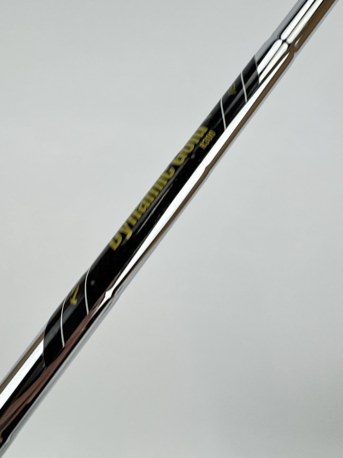 Dynamic Gold 115 Iron Shaft Mid R300 Regular Steel /Pured/ 36.5” /0.355/312385