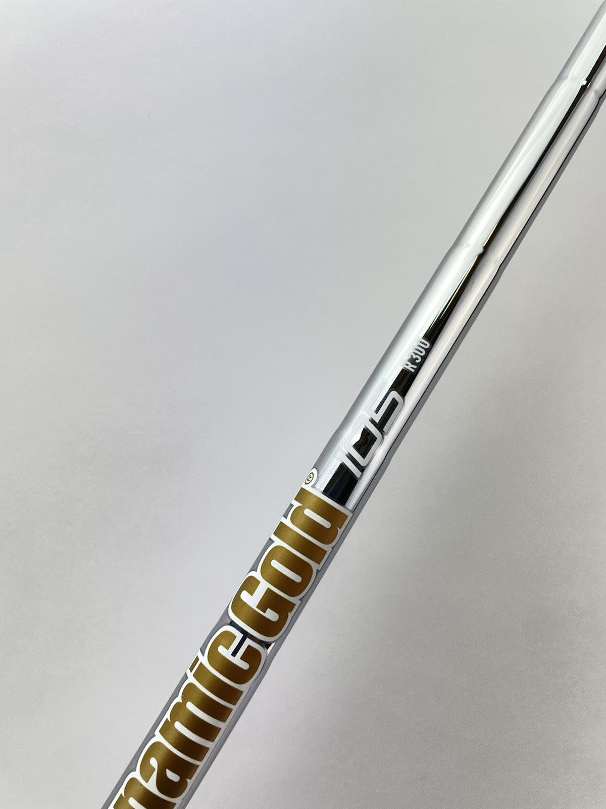Dynamic Gold 105 Iron Shaft R300 Regular Flex Steel 35.25” /0.355 Tapered /274145