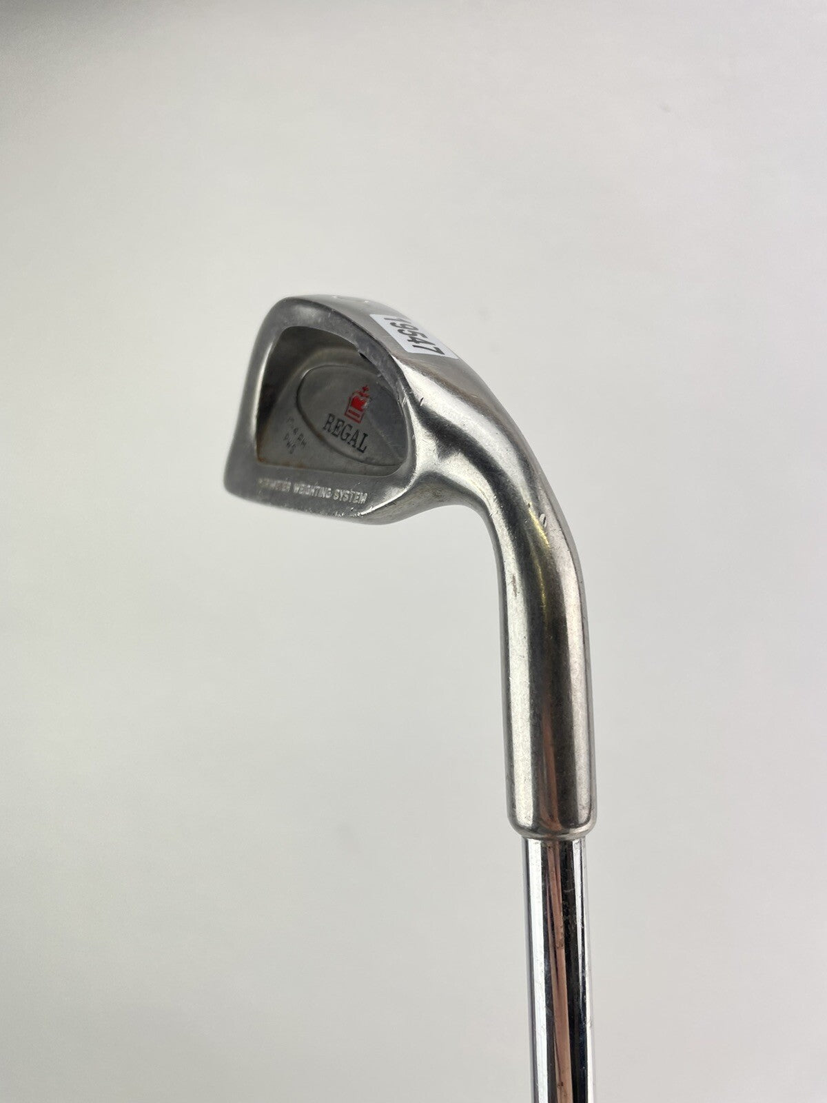 Regal Golf 2 Iron Regular Flex Steel Shaft /Right Handed /New Grip /195475
