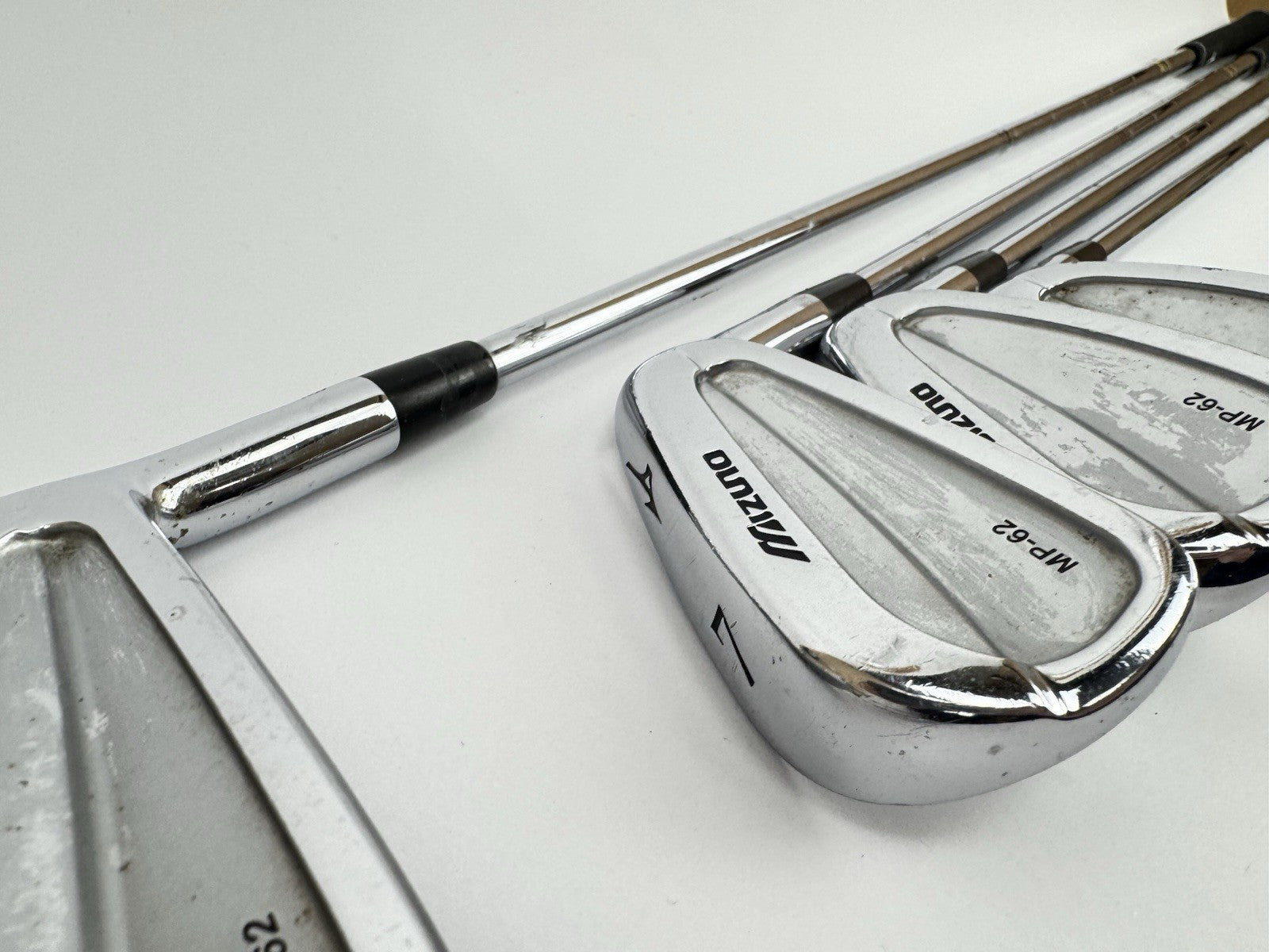 Mizuno MP62 Irons 5,7,9+PW Dynamic Gold R300 Regular Steel /New Grip /324173