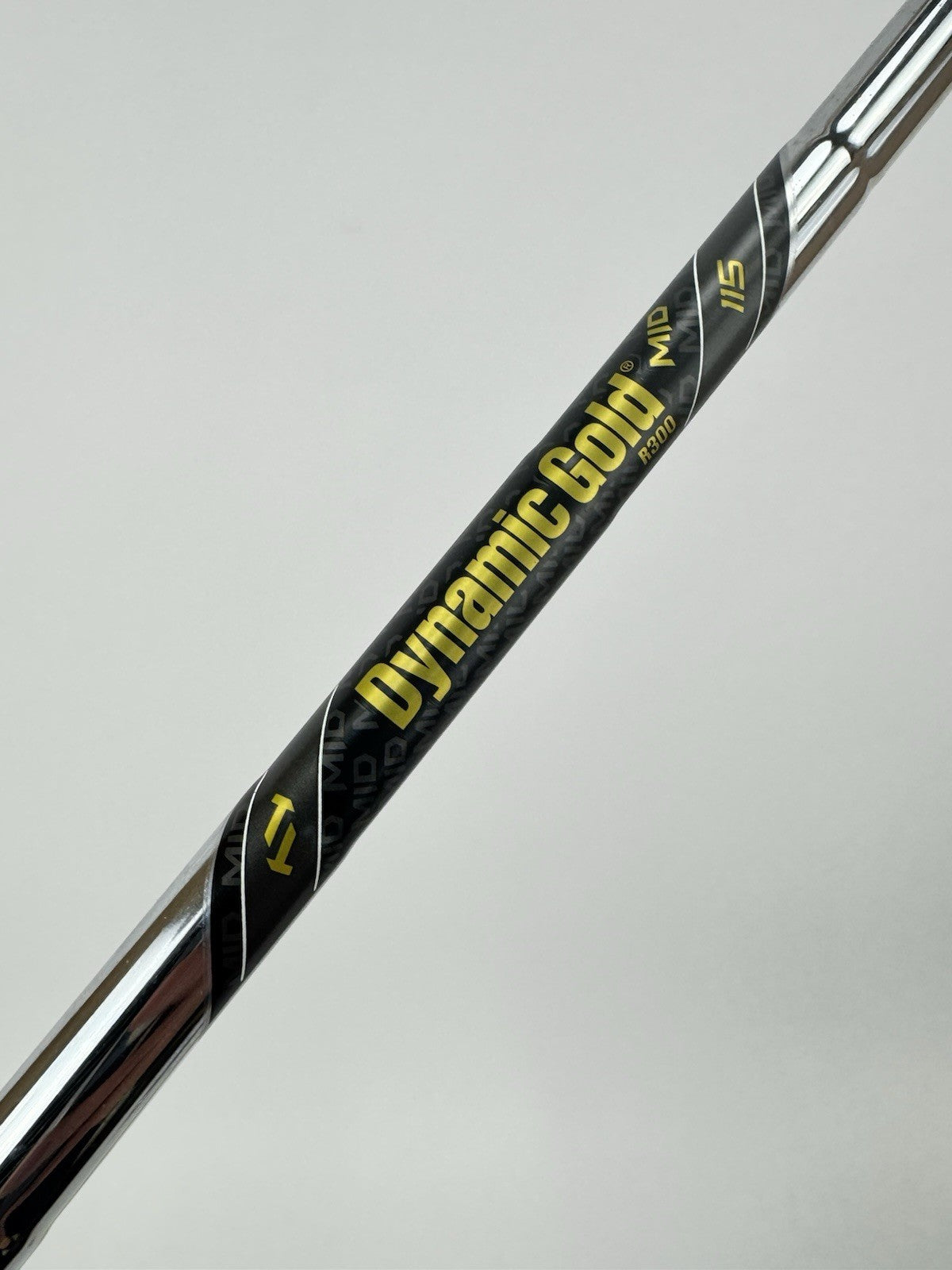 Dynamic Gold 115 Iron Shaft Mid R300 Regular Steel / 35” /0.355 Tapered /336930