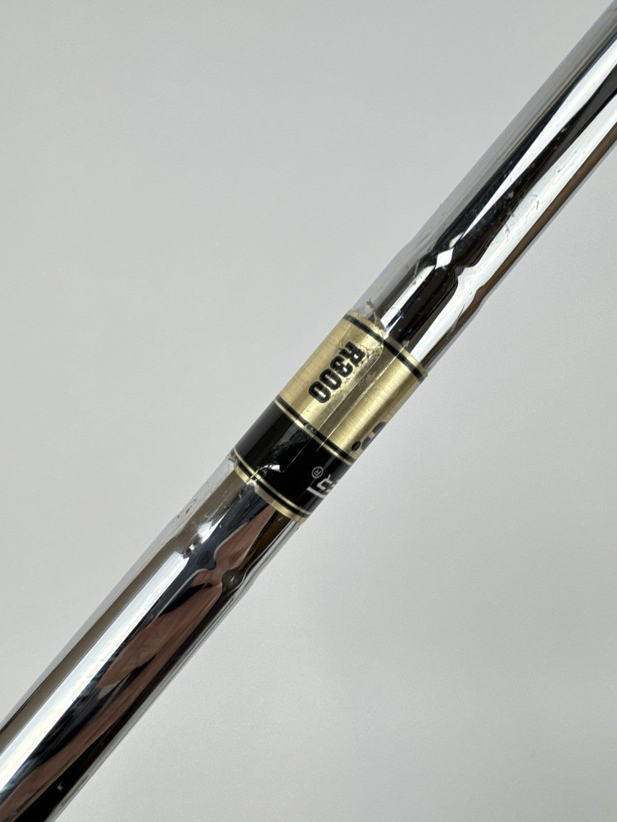 Dynamic Gold R300 Iron Shaft Regular Flex Steel 35.25” /0.370 Parallel /328486