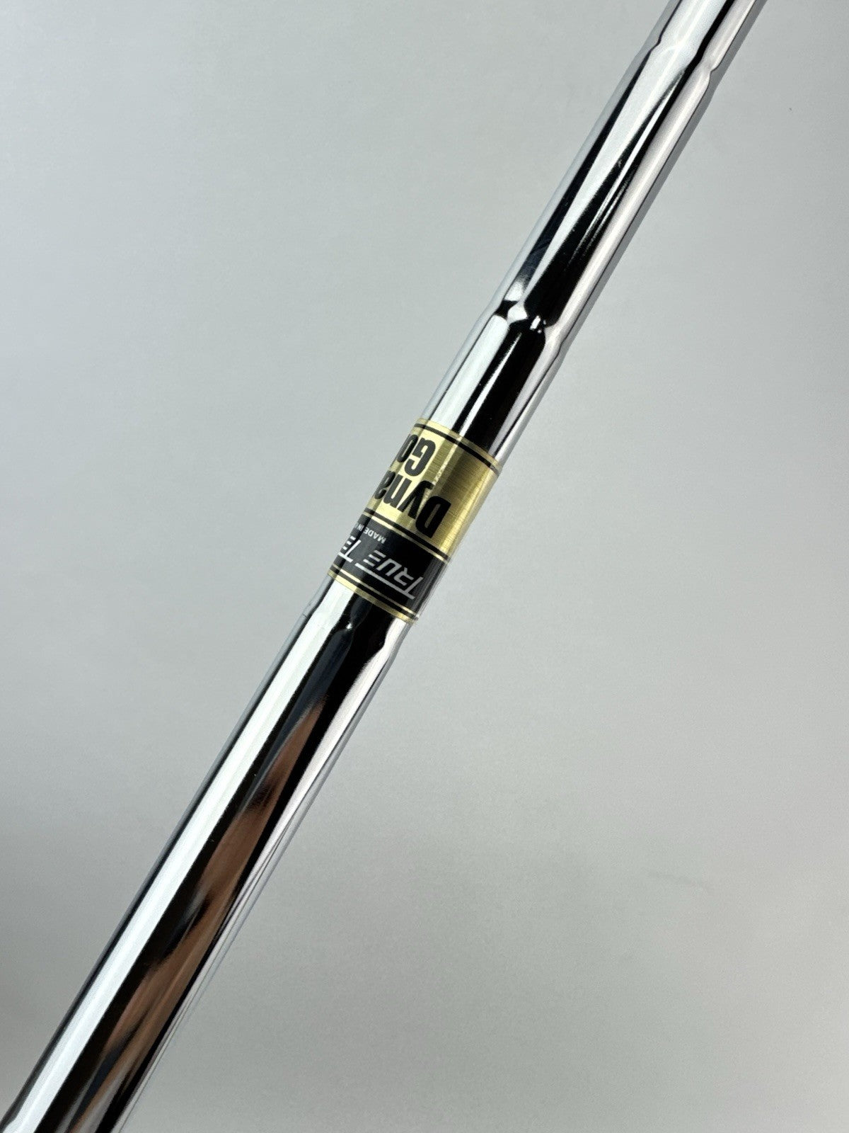 Dynamic Gold S300 Iron Shaft Stiff Flex Steel 36.5 /0.370 Parallel /259213