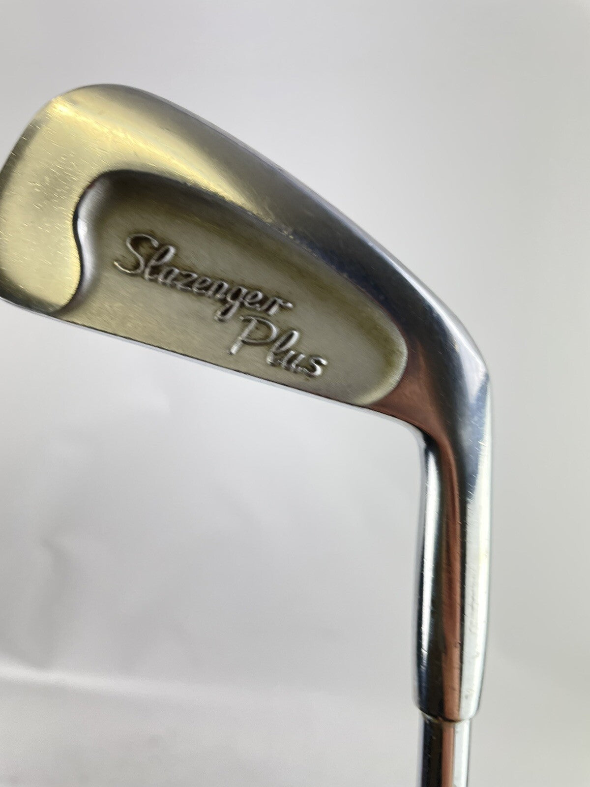 Slazenger Plus 2 Iron Regular Flex Steel /Right Handed /New Grip /90002