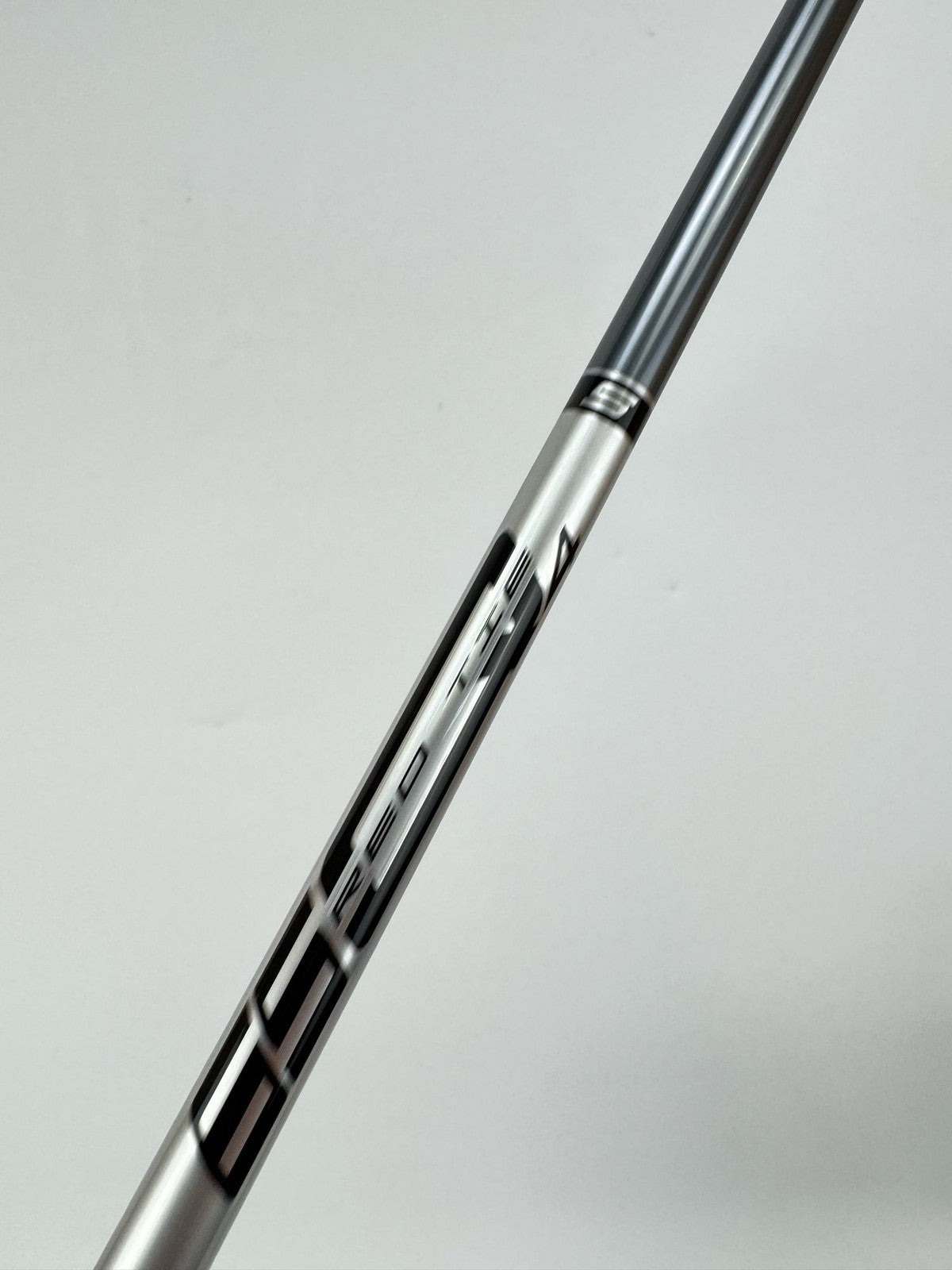 Cobra Darkspeed Driver Shaft 44.5 Inch Stiff Flex Graphite /Right Handed/370352