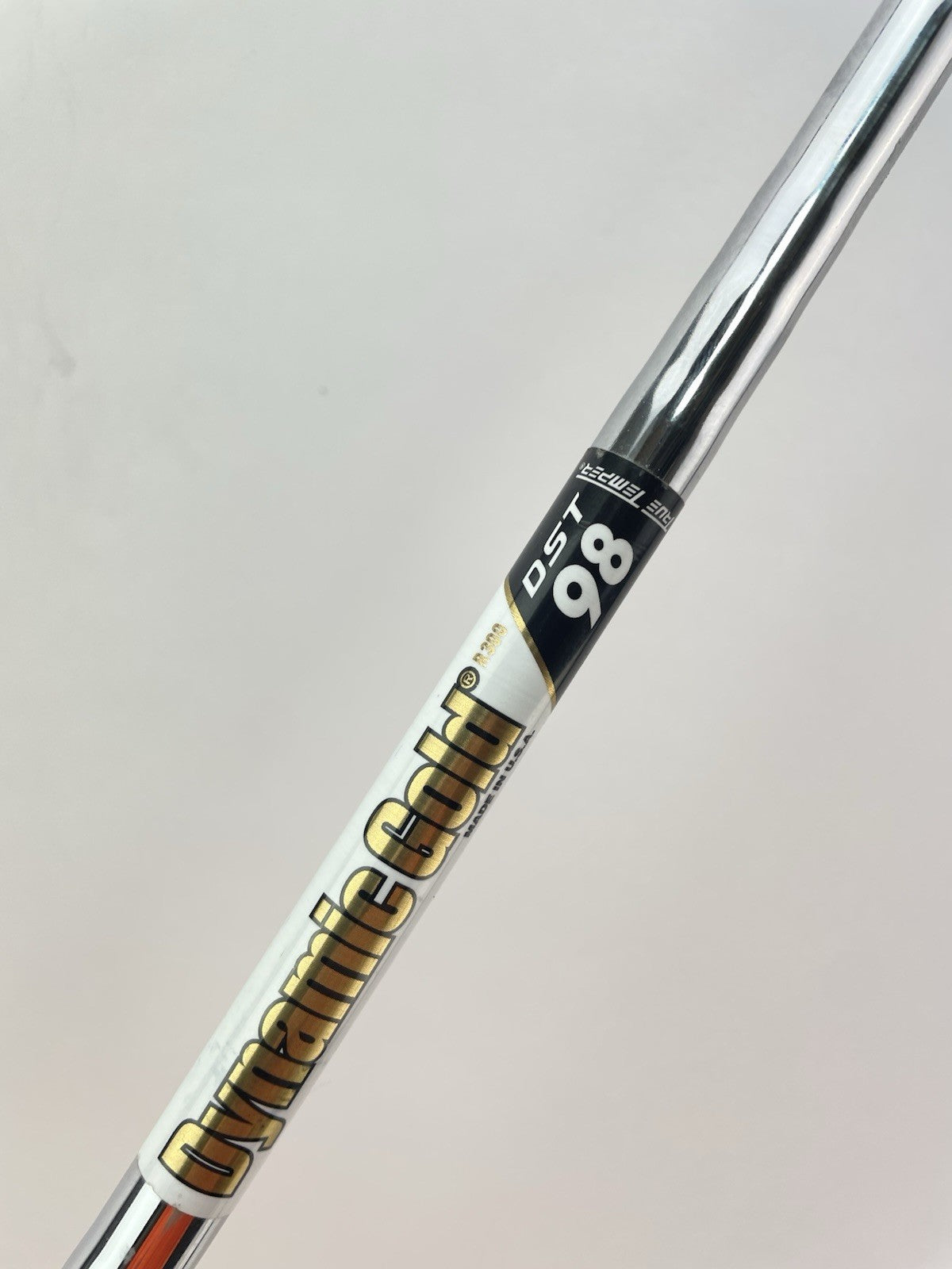 Dynamic Gold DST 98 Iron Shaft Regular Flex Steel 35.5 /0.355 Tapered /259694