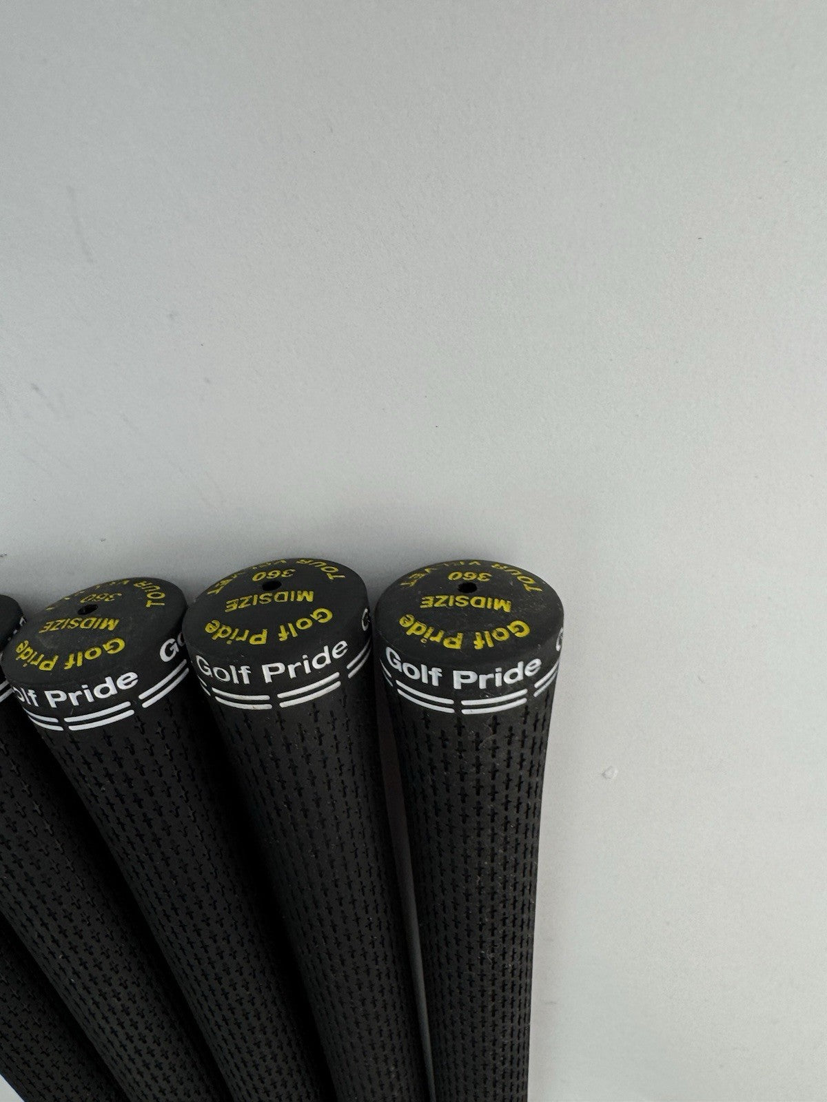 Golf Pride Midsize Grips (5) Tour Velvet 360 /Black /Pulled /325515