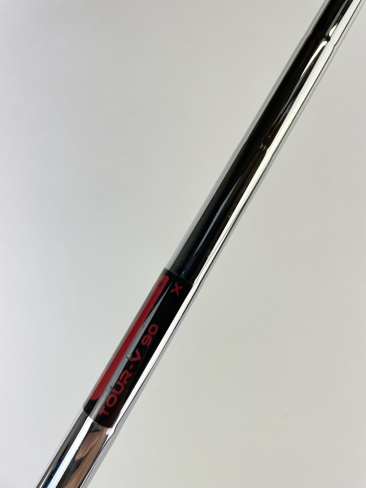 KBS Tour-v 90 Iron Shaft Extra Stiff Flex Steel 35” /0.370 Parallel /130245