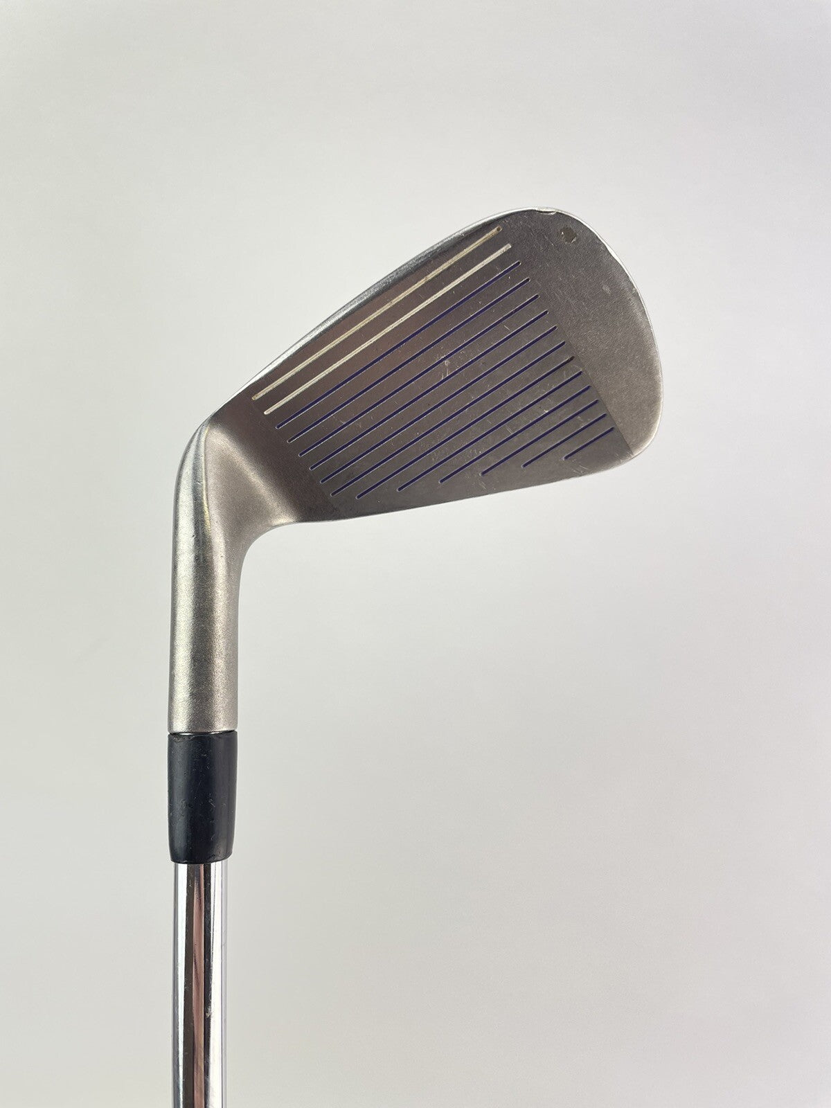 Taylormade Ladies 9 Iron ICW11 Ladies Flex Steel /Right Handed /New Grip /1916110