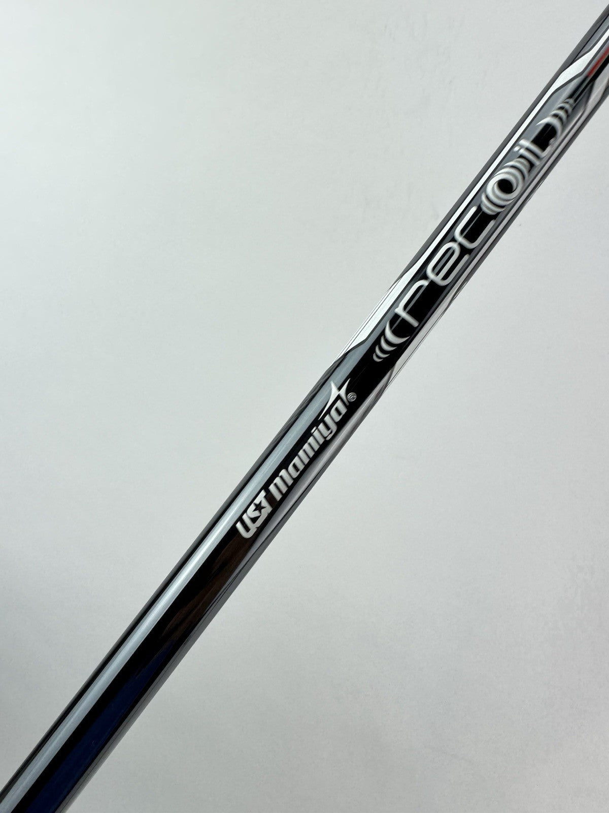 UST Recoil Dart Iron Shaft F2 65 Senior Graphite 35.25 0.355 Tapered /286231