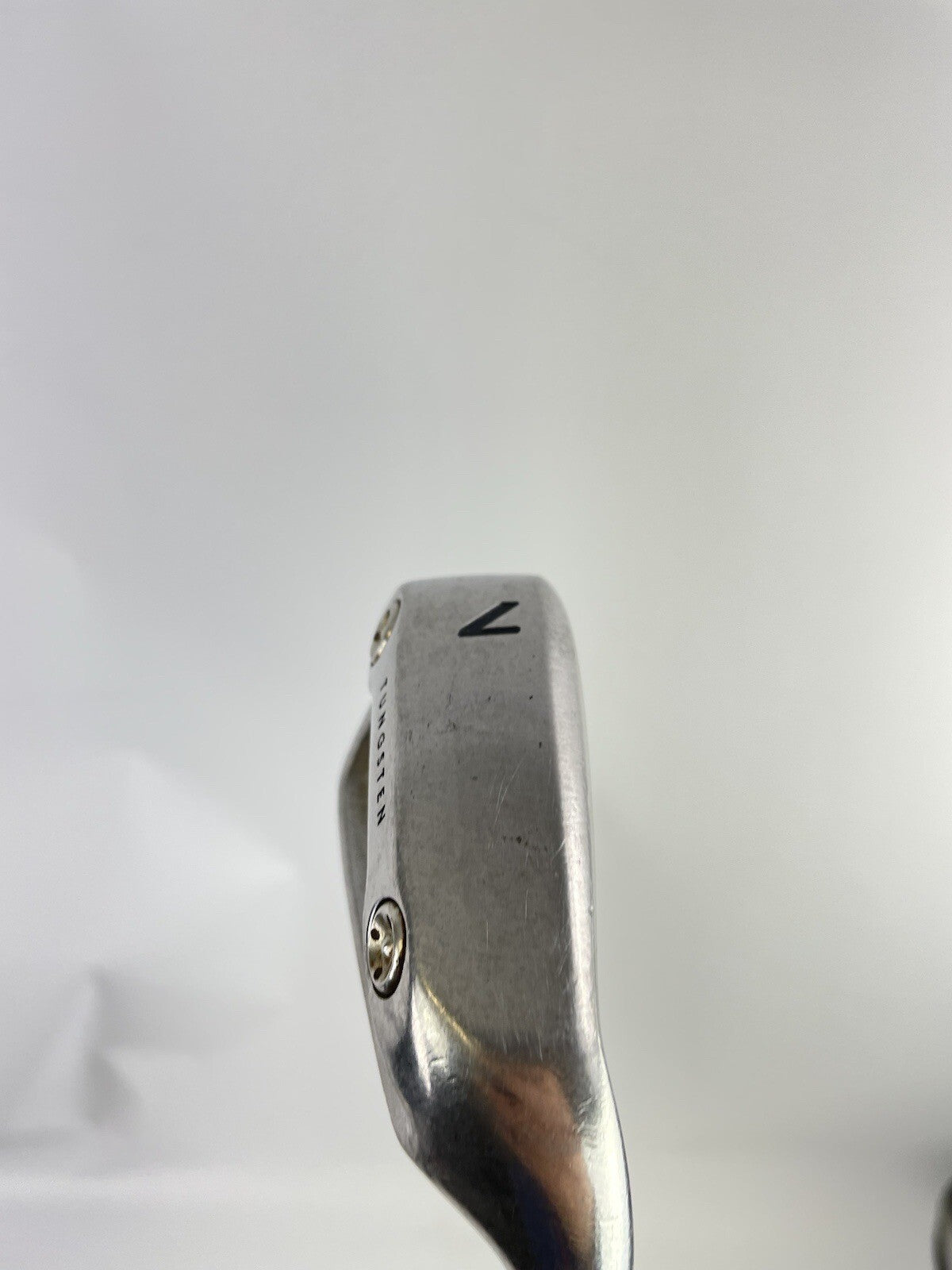 MD Golf 7 Iron Blackhawk Regular Flex Steel /Right Handed /Lamkin /53885