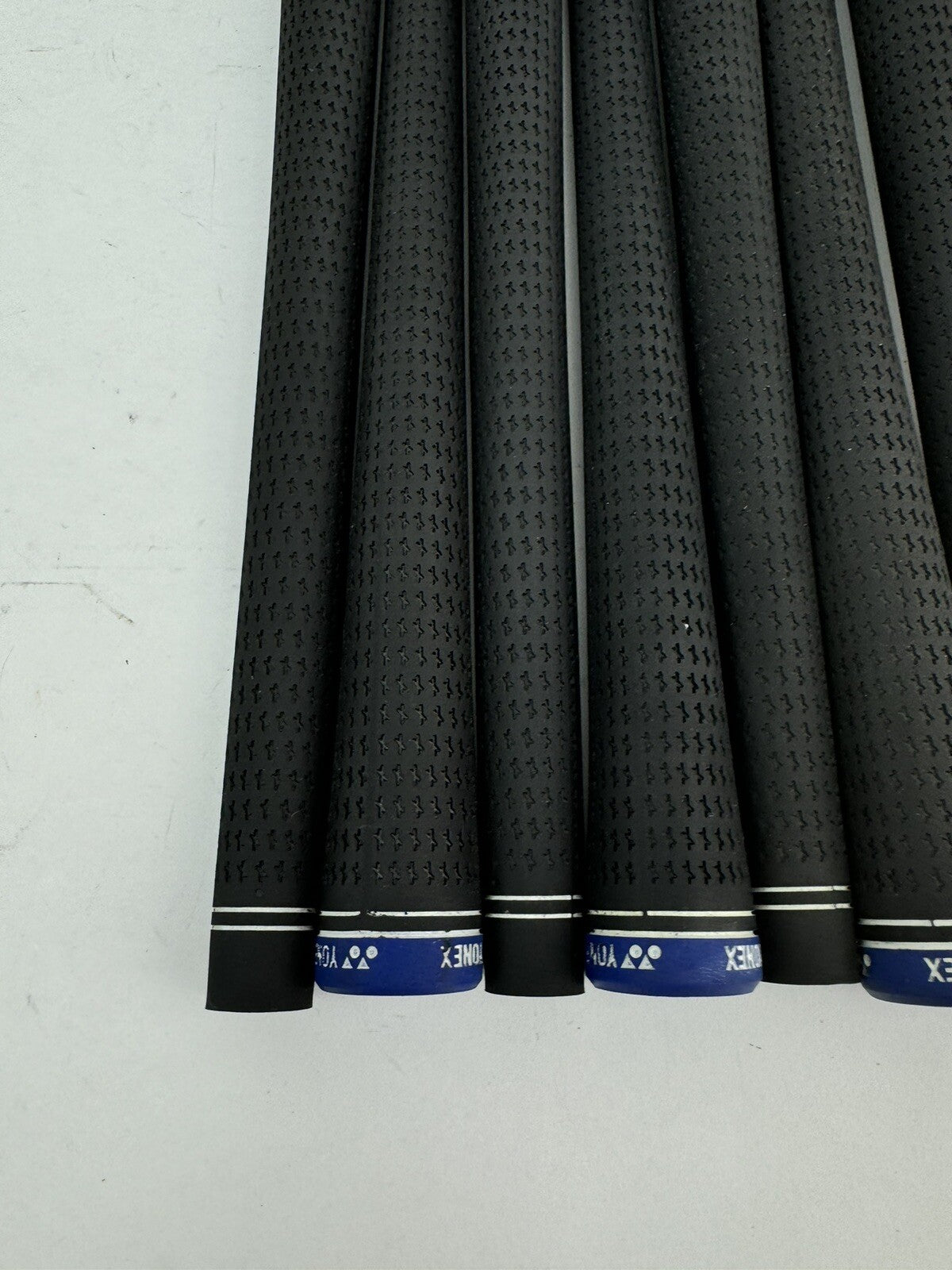 Yonex Golf Grips Set (7) Mens Standard /Black/Blue /Pulled /188753