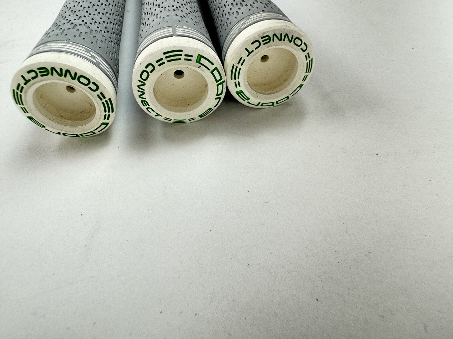 Lamkin Womens Golf Grips (3) Cobra Connect Compatible /Grey /New /192136