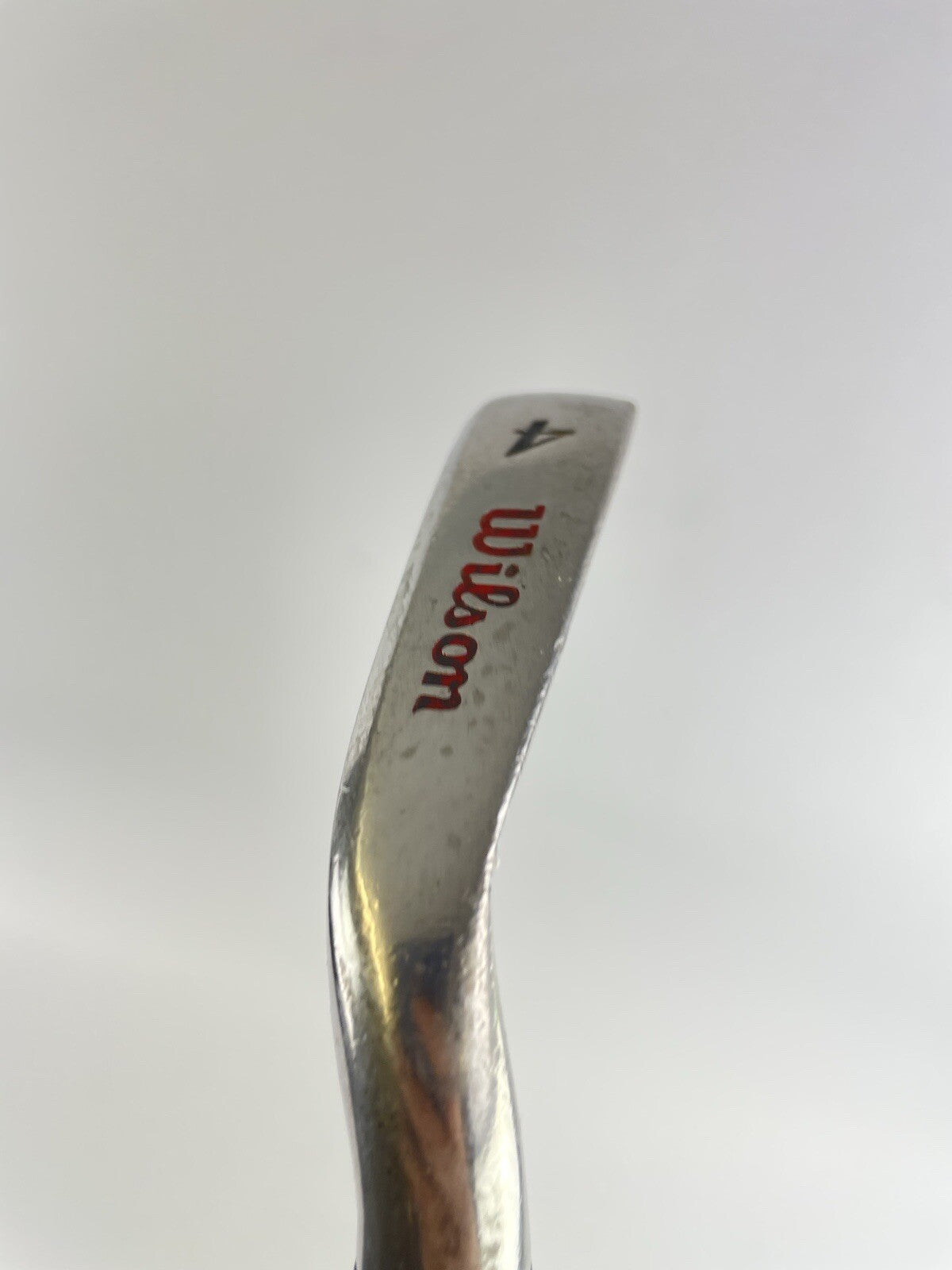Wilson Fatshaft 4 Iron Regular Flex Graphite /Wilson Grip /Right Handed /102875
