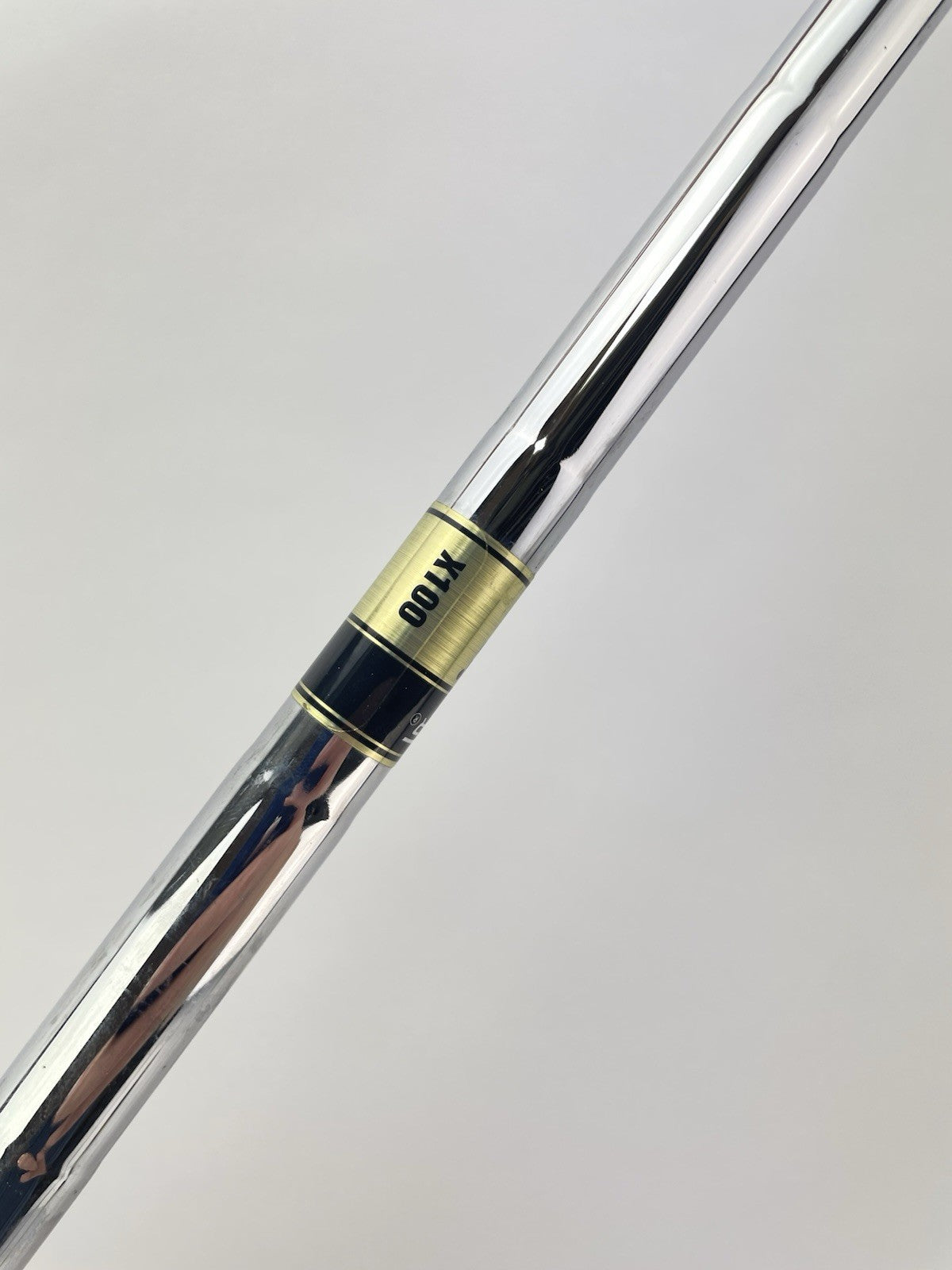 Dynamic Gold X100 Iron Shaft Extra Stiff Steel 36” /0.355 Tapered /272567
