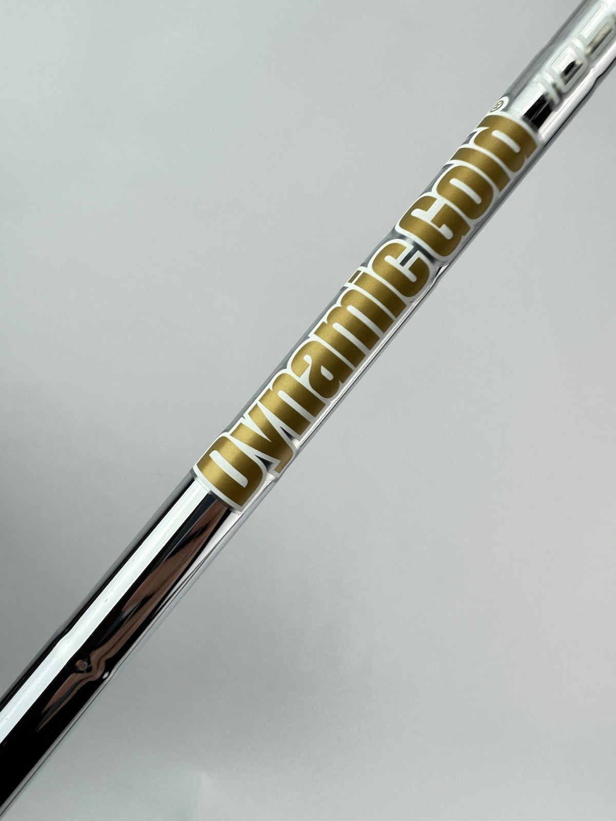 Dynamic Gold 105 Iron Shaft R300 Regular Flex Steel 35.25 /0.355 Tapered /306931