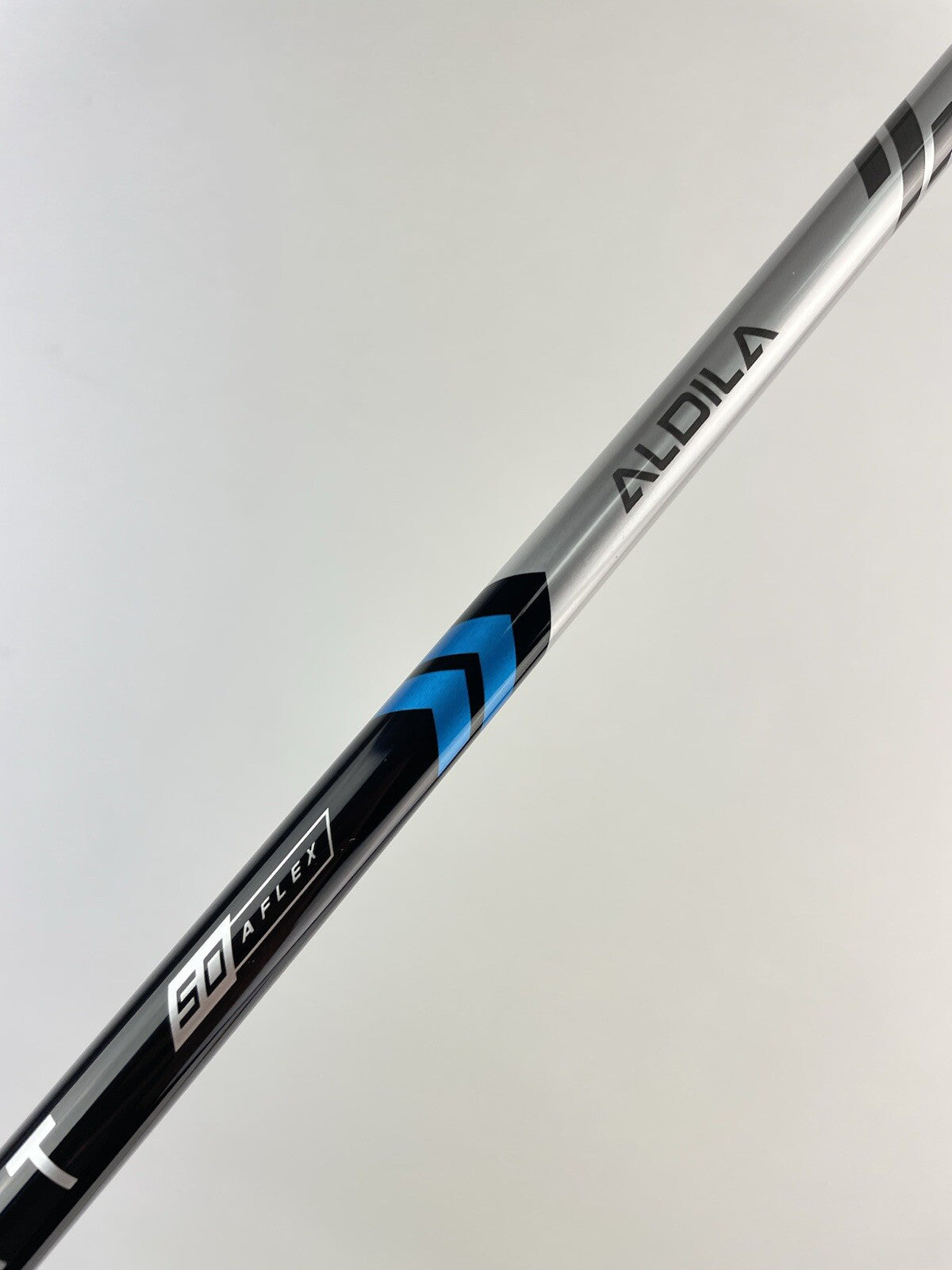 Aldila Ascent Iron Shaft Senior Flex Graphite 35.5" /0.370 Parallel /182034