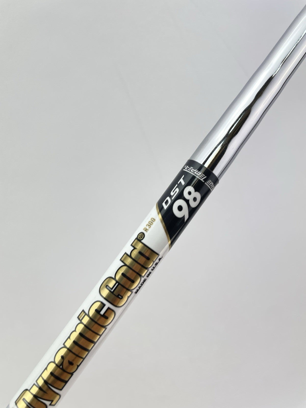Dynamic Gold DST 98 Iron Shaft Regular Flex Steel 36 /0.355 Tapered /270443