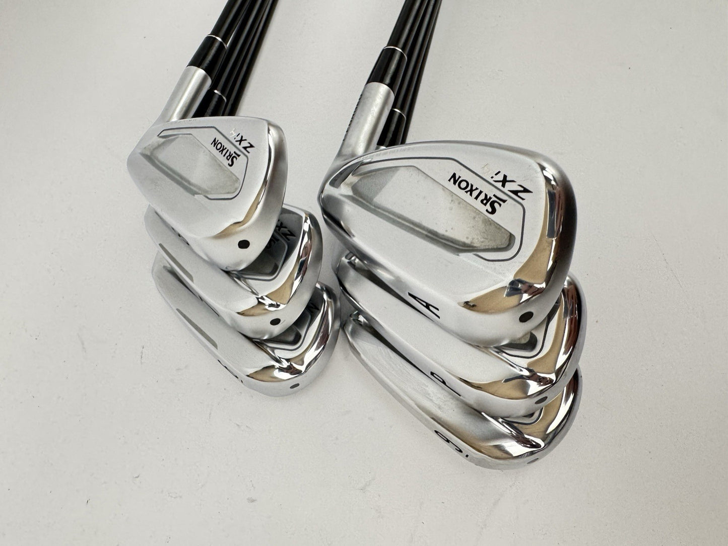 Srixon Zxi4 Irons 6-PW + AW Helium 60 F3 Regular Graphite /Lamkin Midsize /3474916