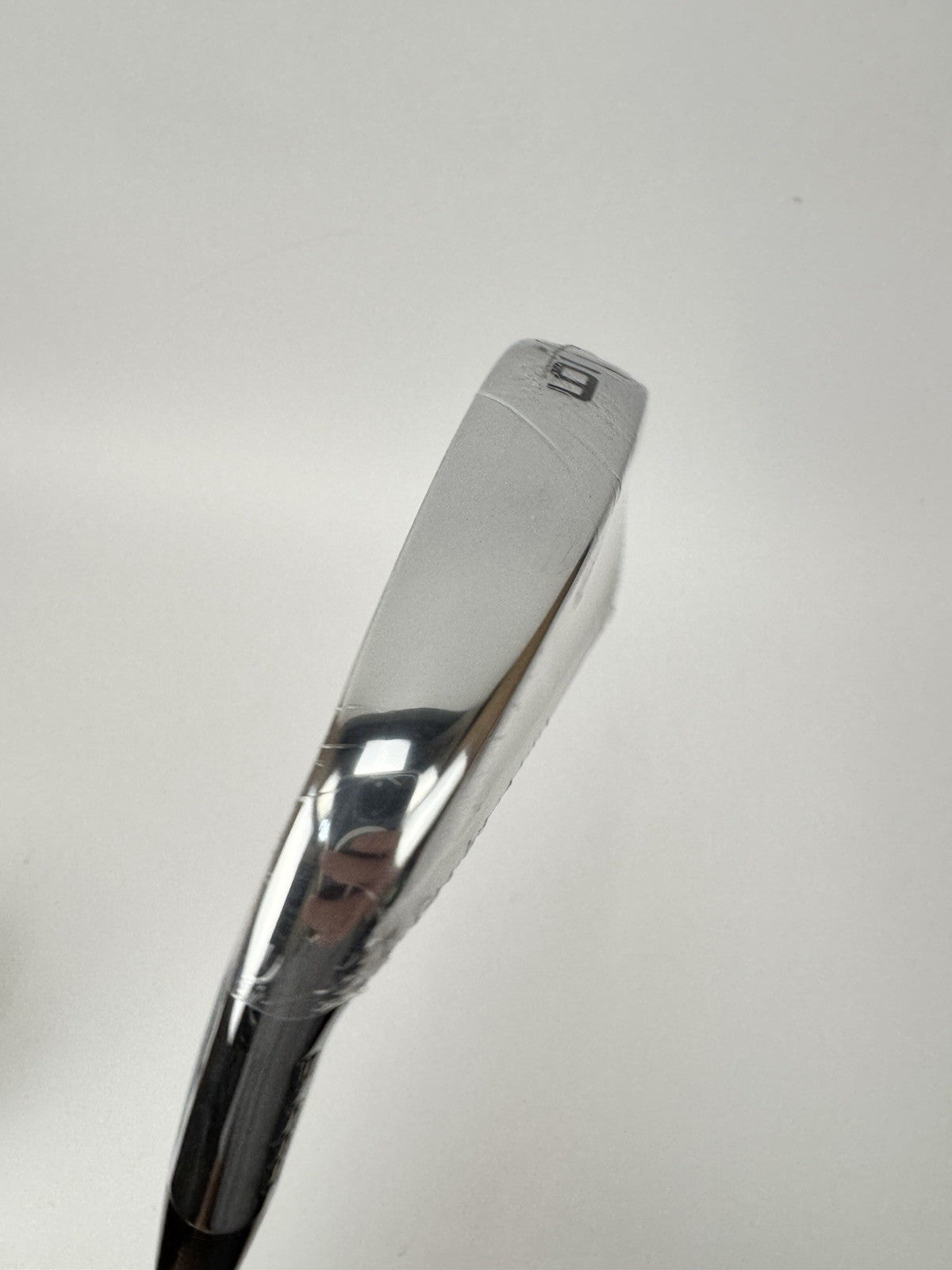 Cobra MIM Tour 6 Iron 29* KBS $-Taper 110 Regular Steel /Left Handed /356606