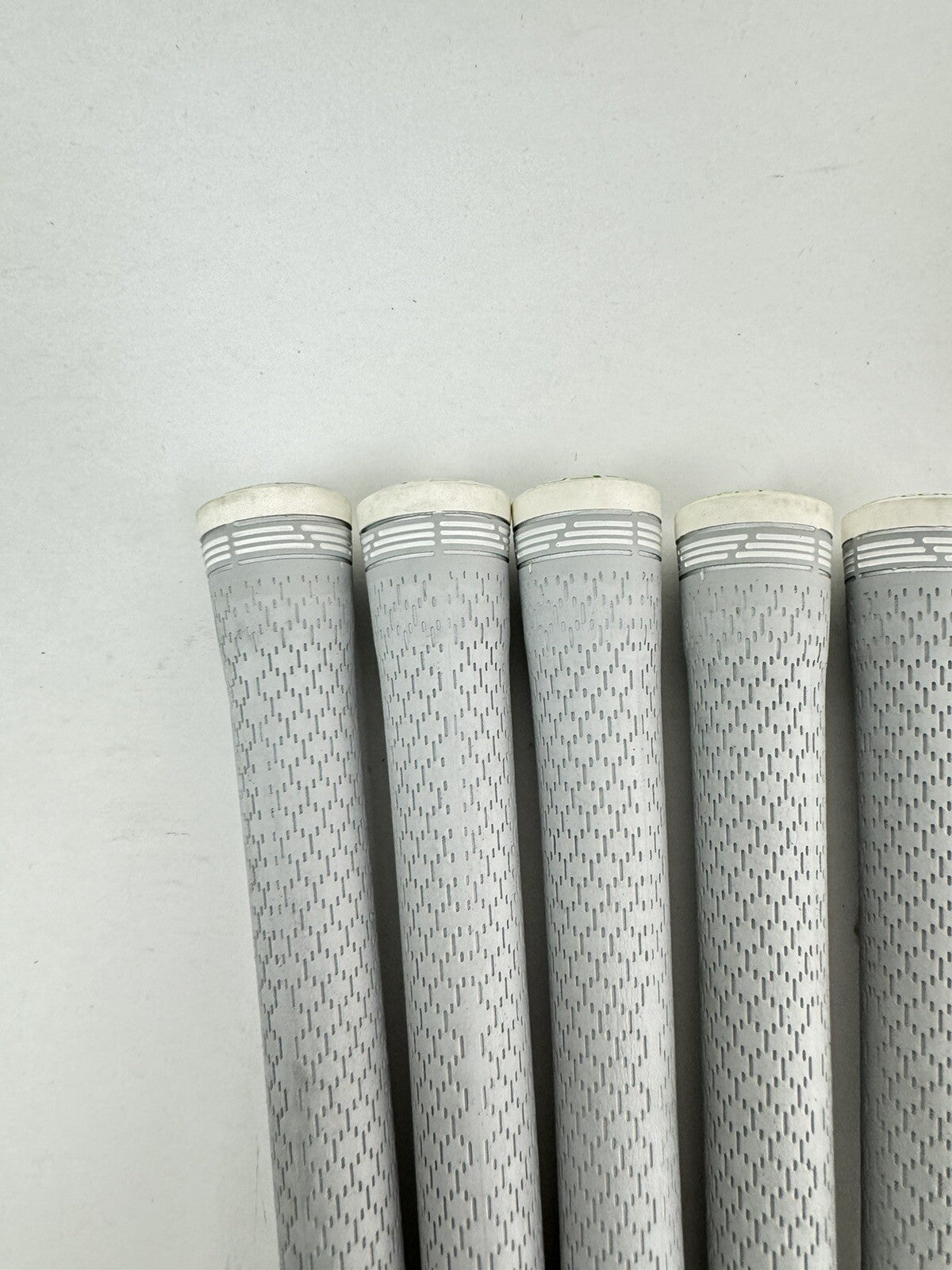Lamkin Womens Golf Grips (5) Cobra Connect Compatible /Grey /New /192143