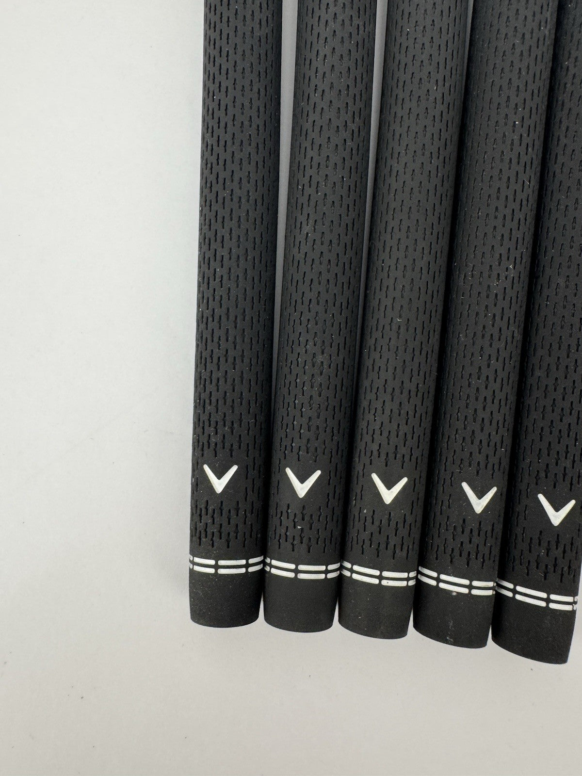 Golf Pride Tour Velvet 360 Soft Grips (5) Midsize /Black /Pulled /356072