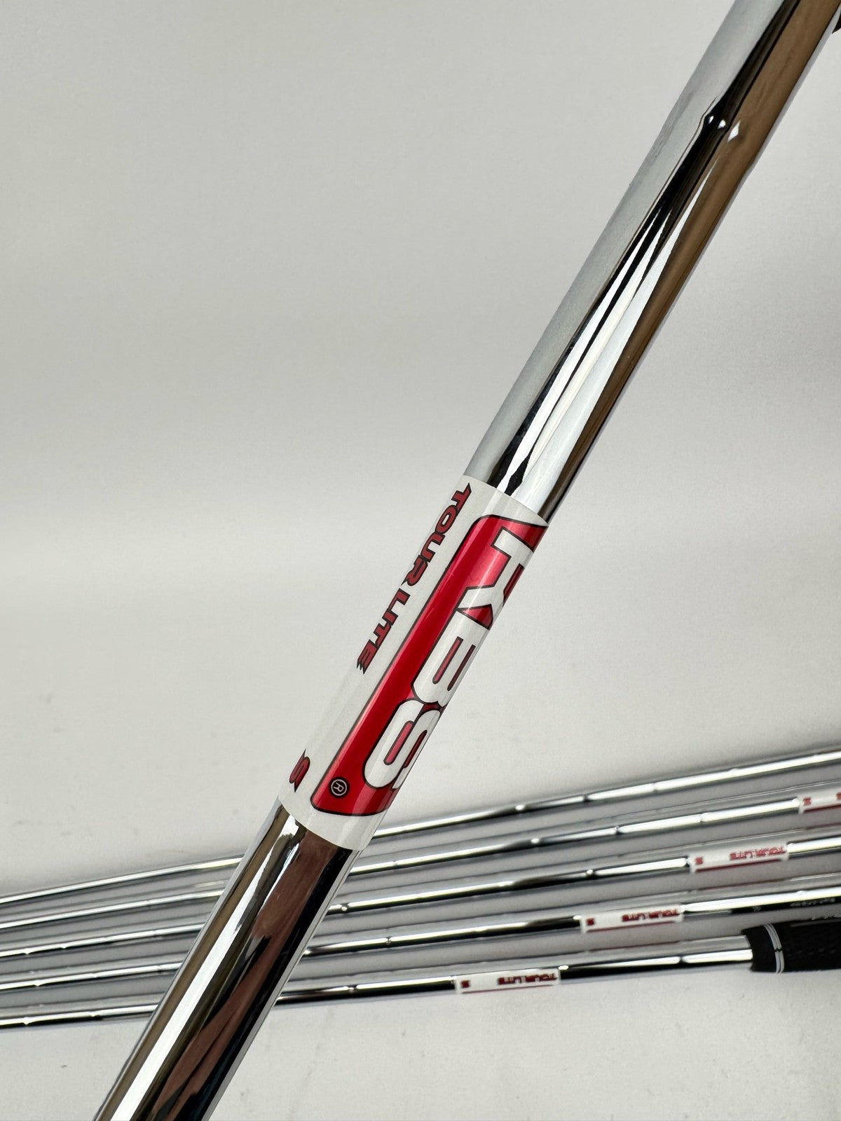 Cobra DS Adapt Iron Set 5-PW KBS Tour Lite Stiff Flex Steel Right Handed /367078