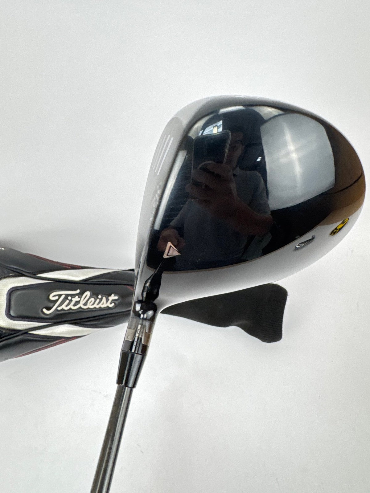 Titleist 916 D3 Driver 8.5 Degrees Phenom Extra Stiff Graphite Right Hand/363529