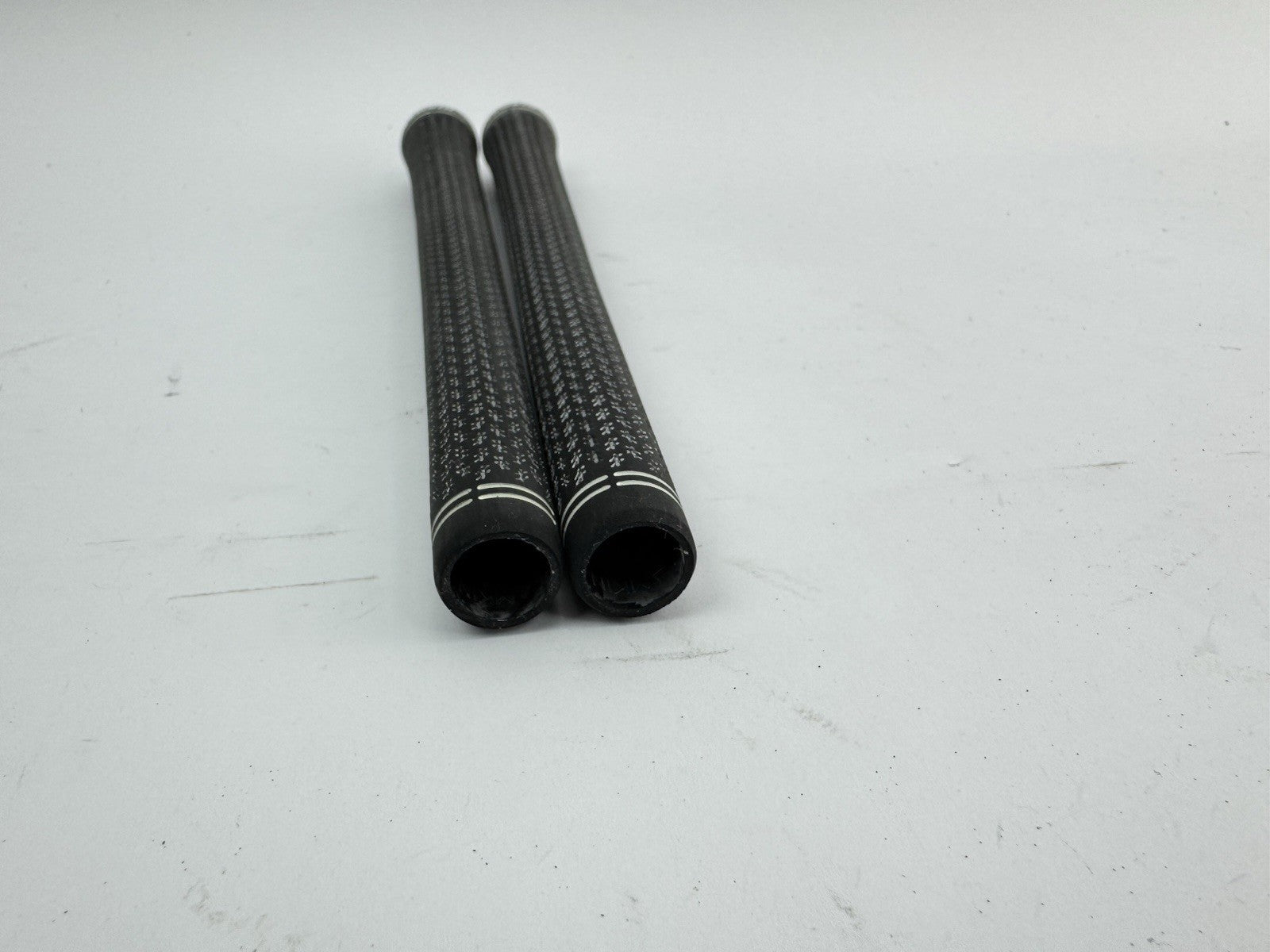 Lamkin Crossline Taylormade Grips (2) 360 Standard /Black/Grey /Pulled /325475