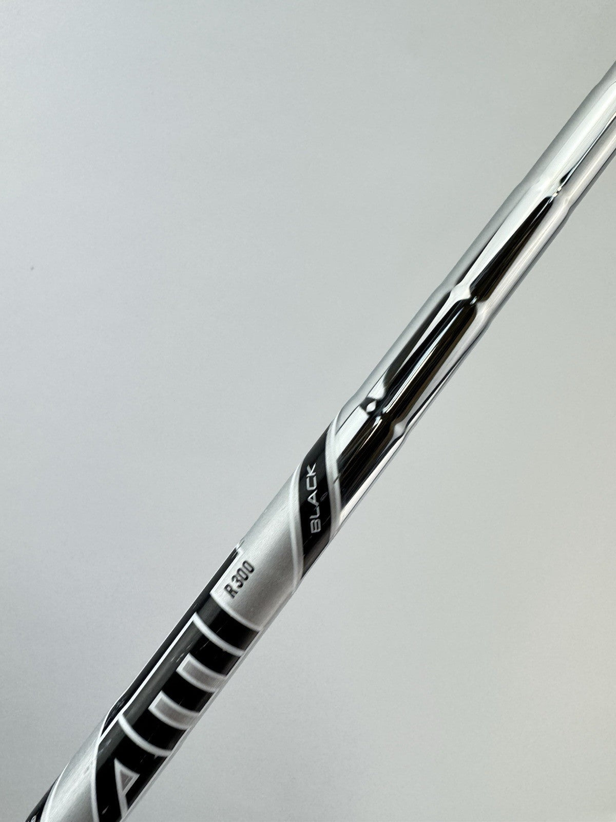 True Temper AMT Black Iron Shaft R300 Regular Flex Steel 35.5” /0.355 /317294