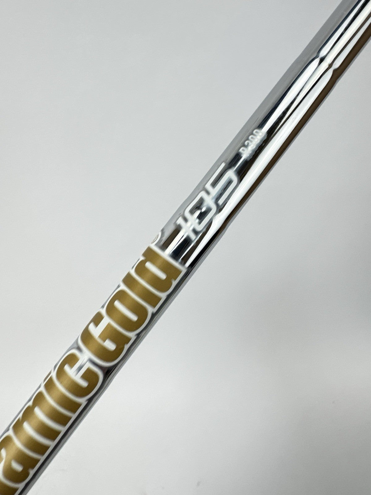 Dynamic Gold 105 Iron Shaft R300 Regular Flex Steel 35.25” /0.355 Tapered /335783