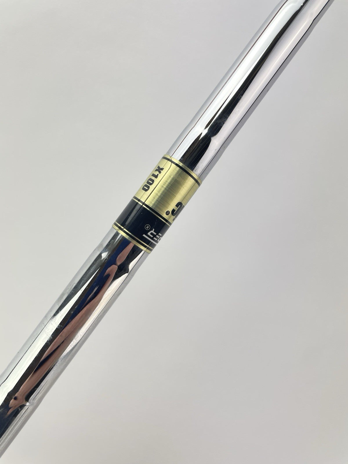 Dynamic Gold X100 Iron Shaft Extra Stiff Steel 36” /0.355 Tapered /272566