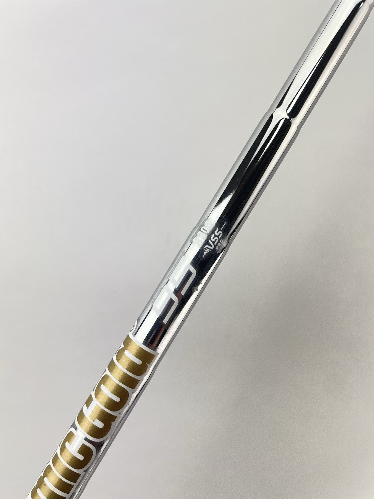 Dynamic Gold R300 Iron Shaft Vss Pro Regular Flex Steel 35 /0.355 /249828