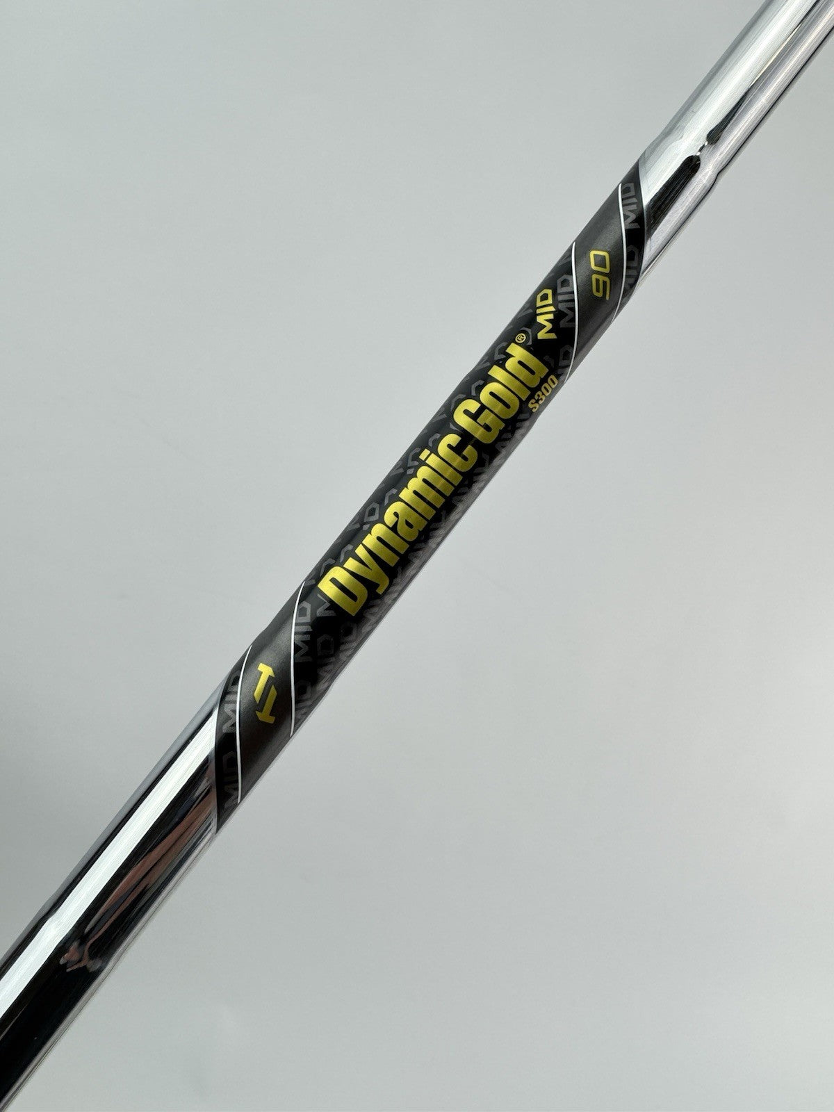 Dynamic Gold Mid 90 Iron Shaft Stiff Flex Steel 35.5” /0.370 Parallel /305750