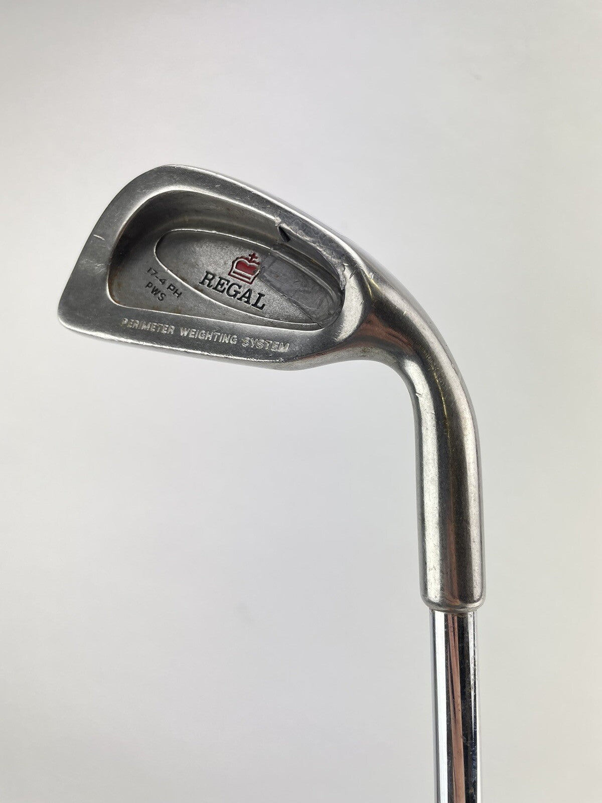 Regal Golf 2 Iron Regular Flex Steel Shaft /Right Handed /New Grip /195472