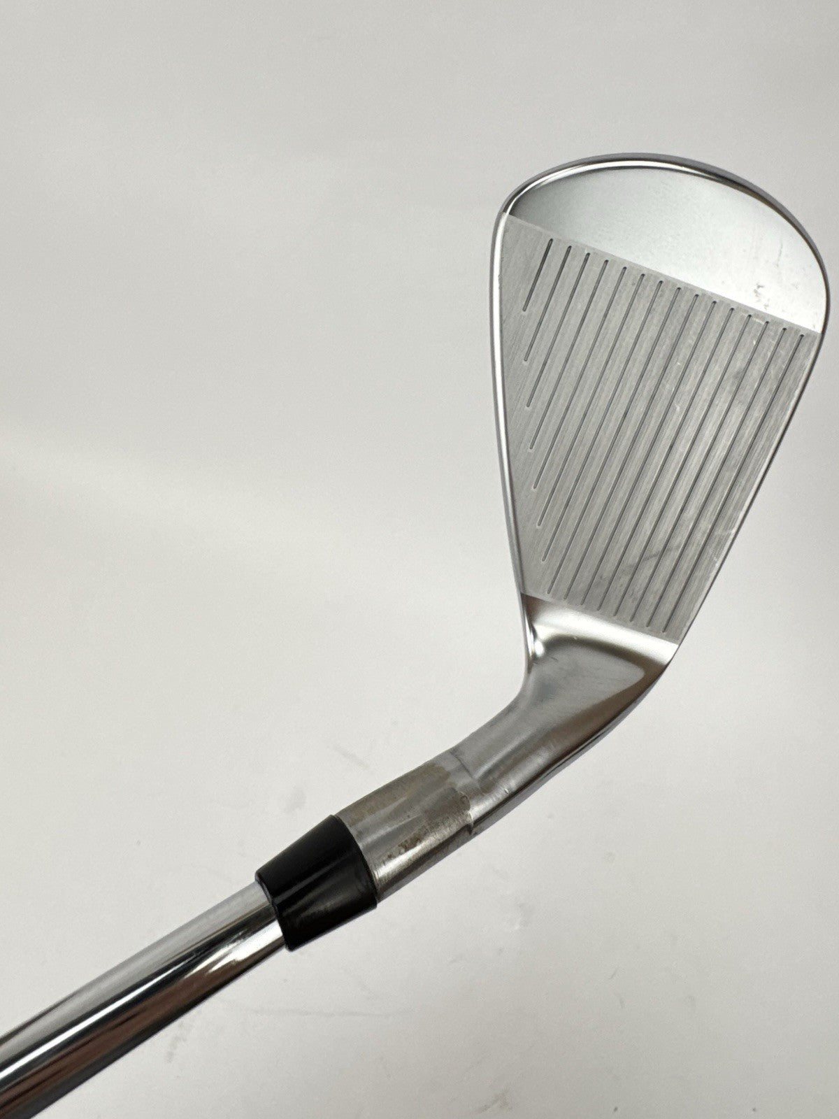 Srixon ZX5 8 Iron Left Handed MKII KBS Tour 120 Stiff Steel /New Grip /3531612